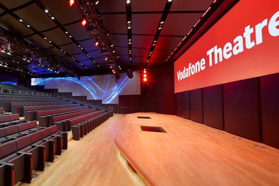 Additive Talks Vodafone Theatre